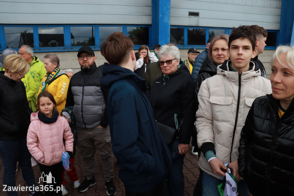 Fotorelacja: Piękne powitanie  Aluron CMC Warta Zawiercie