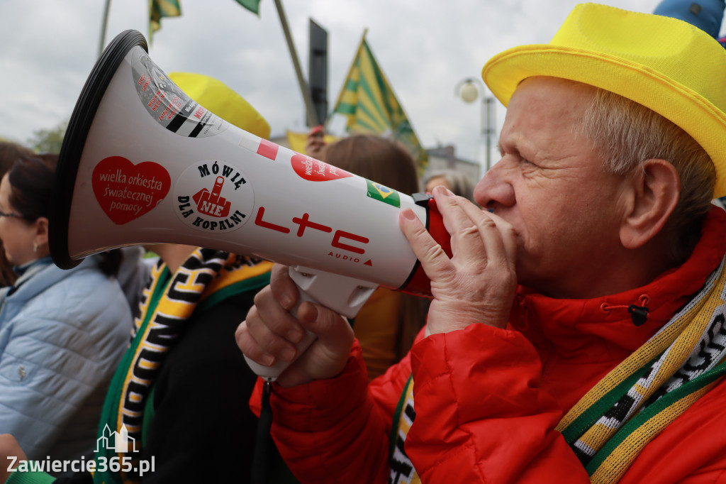 Fotorelacja: Piękne powitanie  Aluron CMC Warta Zawiercie