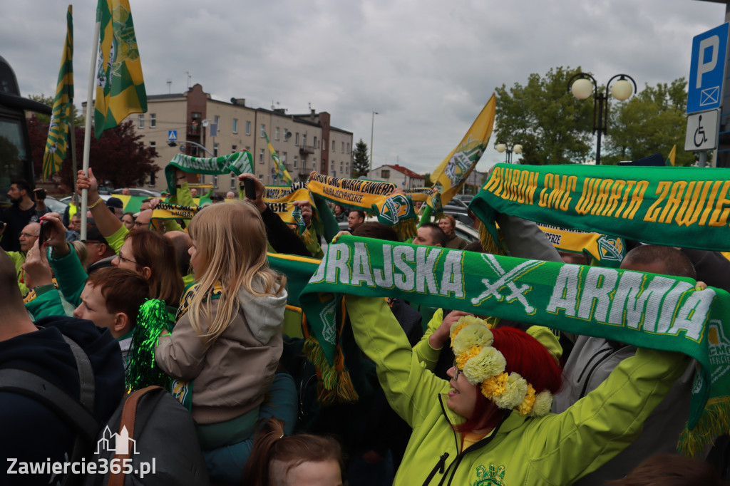 Fotorelacja: Piękne powitanie  Aluron CMC Warta Zawiercie