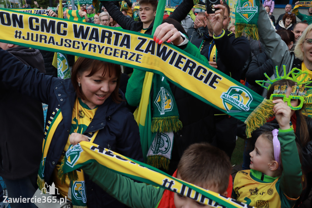Fotorelacja: Piękne powitanie  Aluron CMC Warta Zawiercie