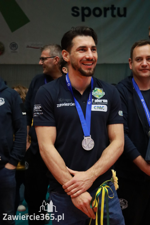 Fotorelacja: Piękne powitanie  Aluron CMC Warta Zawiercie