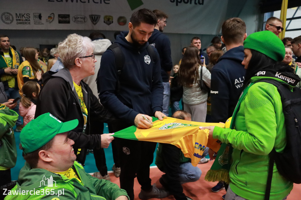 Fotorelacja: Piękne powitanie  Aluron CMC Warta Zawiercie