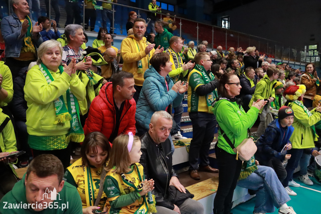 Fotorelacja: Piękne powitanie  Aluron CMC Warta Zawiercie