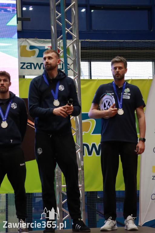 Fotorelacja: Piękne powitanie  Aluron CMC Warta Zawiercie