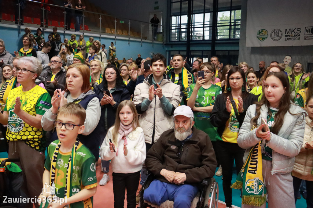 Fotorelacja: Piękne powitanie  Aluron CMC Warta Zawiercie