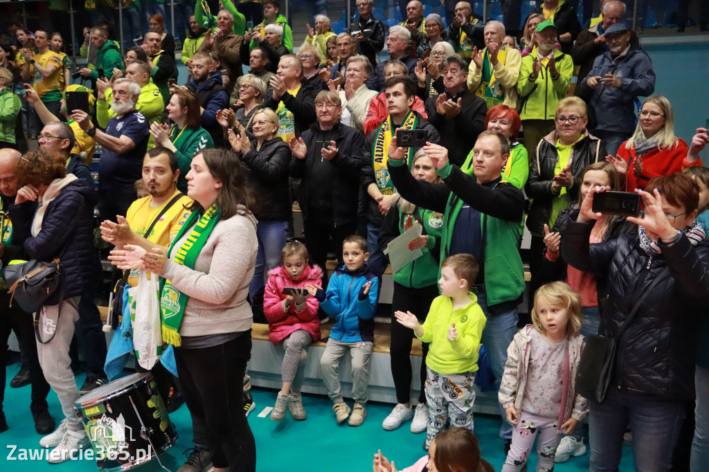 Fotorelacja: Piękne powitanie  Aluron CMC Warta Zawiercie