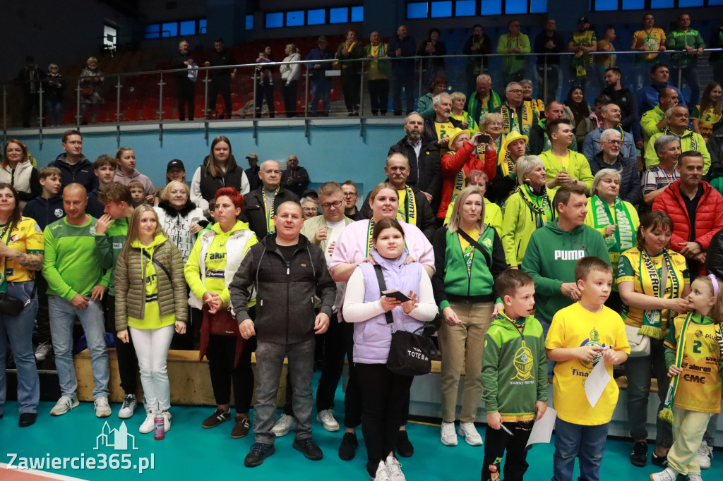 Fotorelacja: Piękne powitanie  Aluron CMC Warta Zawiercie