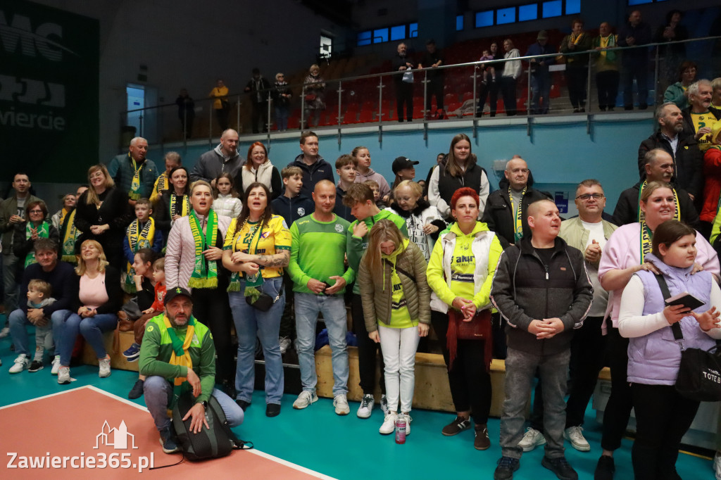 Fotorelacja: Piękne powitanie  Aluron CMC Warta Zawiercie