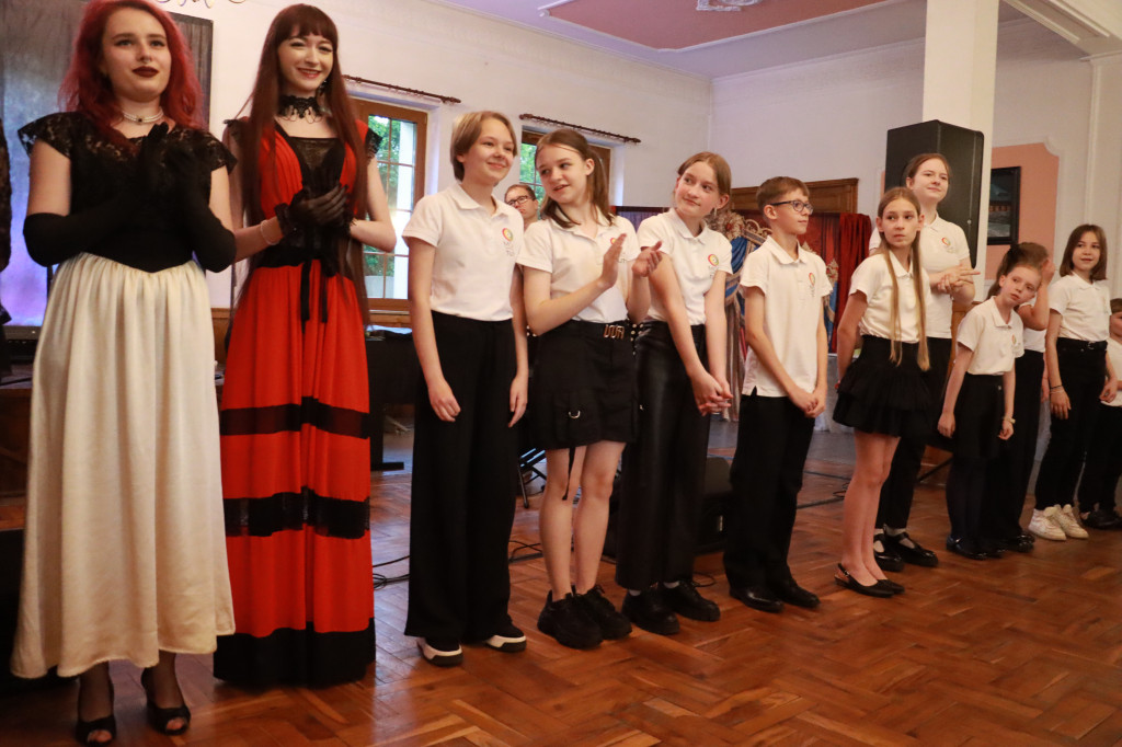 Fotorelacja: Koncert nie tylko dla MAM w Pałacyku nad Wartą w Zawierciu