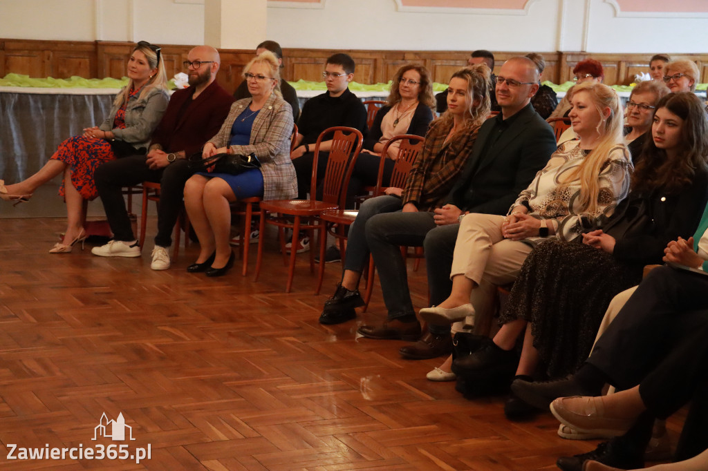 Fotorelacja: Koncert nie tylko dla MAM w Pałacyku nad Wartą w Zawierciu