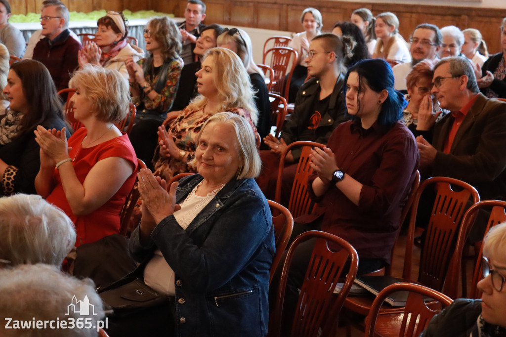Fotorelacja: Koncert nie tylko dla MAM w Pałacyku nad Wartą w Zawierciu