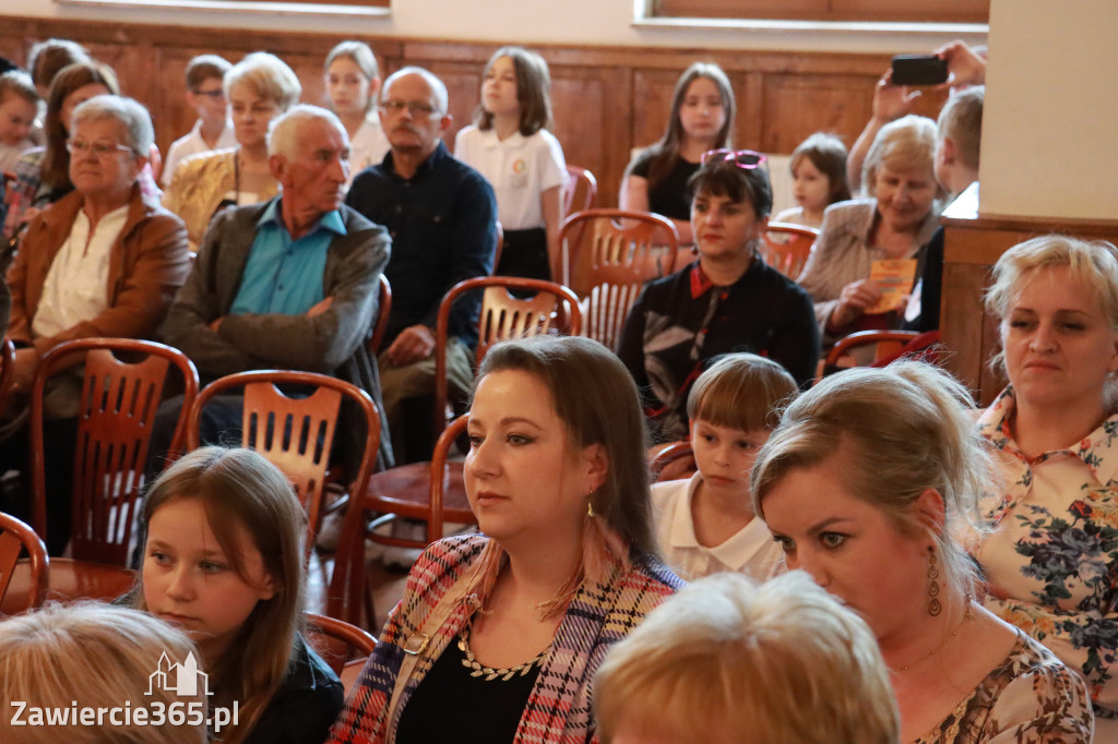 Fotorelacja: Koncert nie tylko dla MAM w Pałacyku nad Wartą w Zawierciu