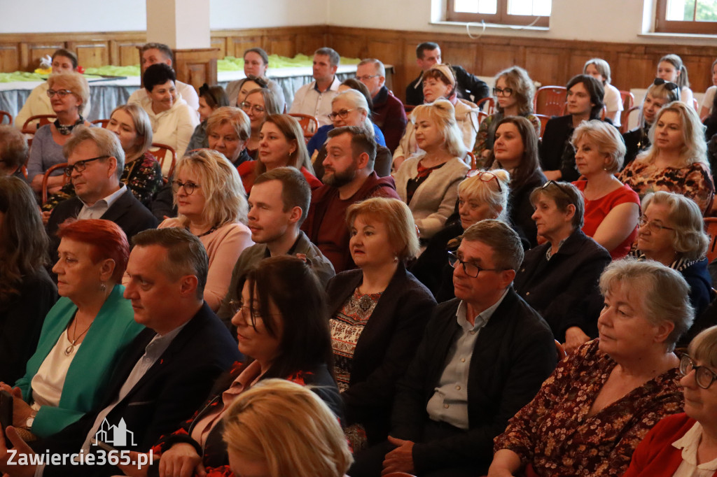 Fotorelacja: Koncert nie tylko dla MAM w Pałacyku nad Wartą w Zawierciu