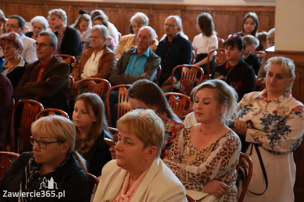 Fotorelacja: Koncert nie tylko dla MAM w Pałacyku nad Wartą w Zawierciu