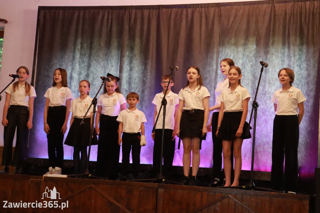 Fotorelacja: Koncert nie tylko dla MAM w Pałacyku nad Wartą w Zawierciu