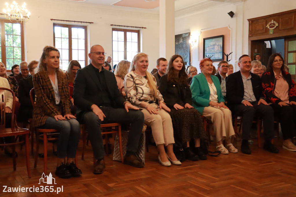 Fotorelacja: Koncert nie tylko dla MAM w Pałacyku nad Wartą w Zawierciu