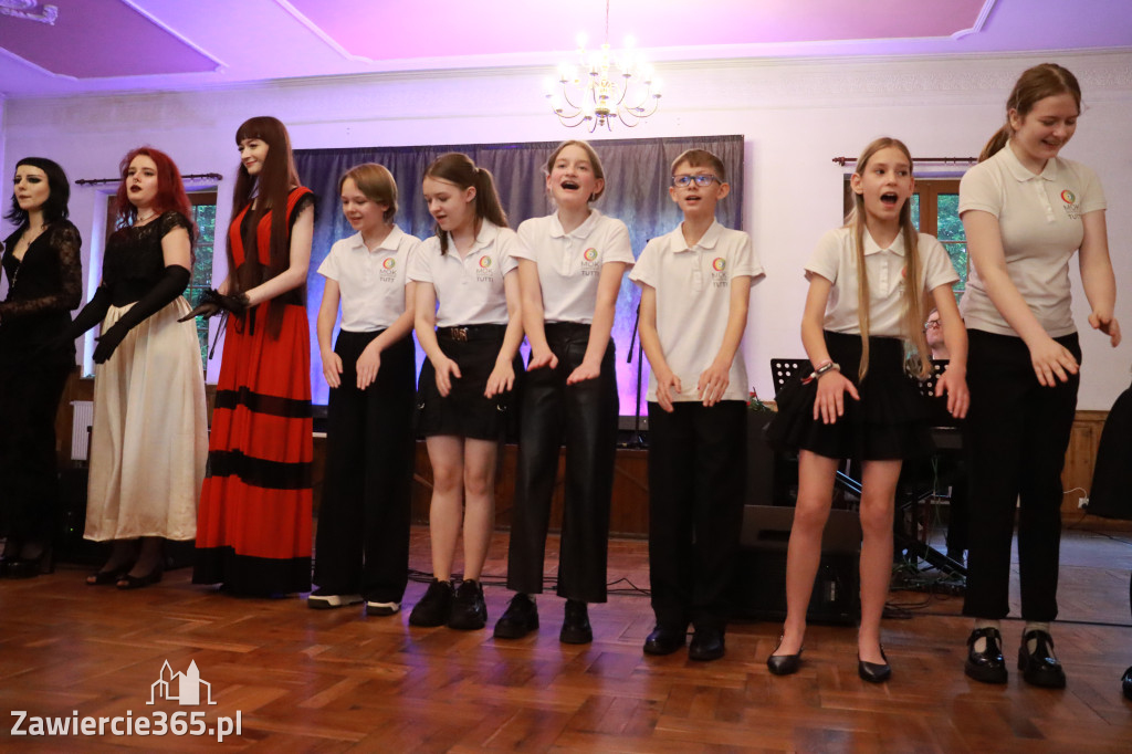 Fotorelacja: Koncert nie tylko dla MAM w Pałacyku nad Wartą w Zawierciu