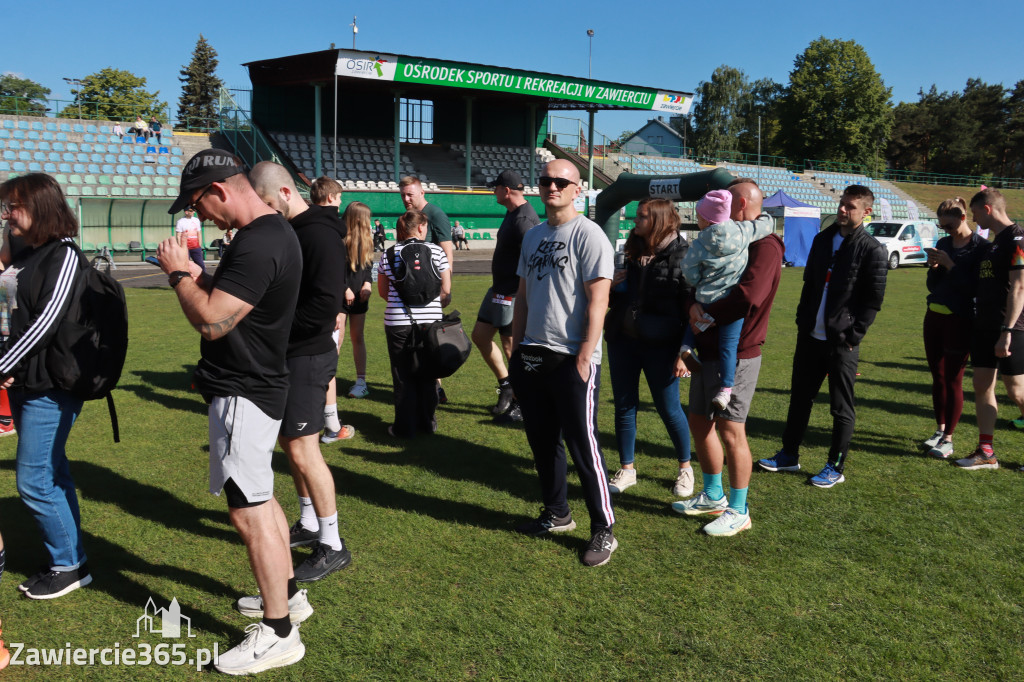 Fotorelacja I: III Bieg Zawierciański - rozgrzewka i start