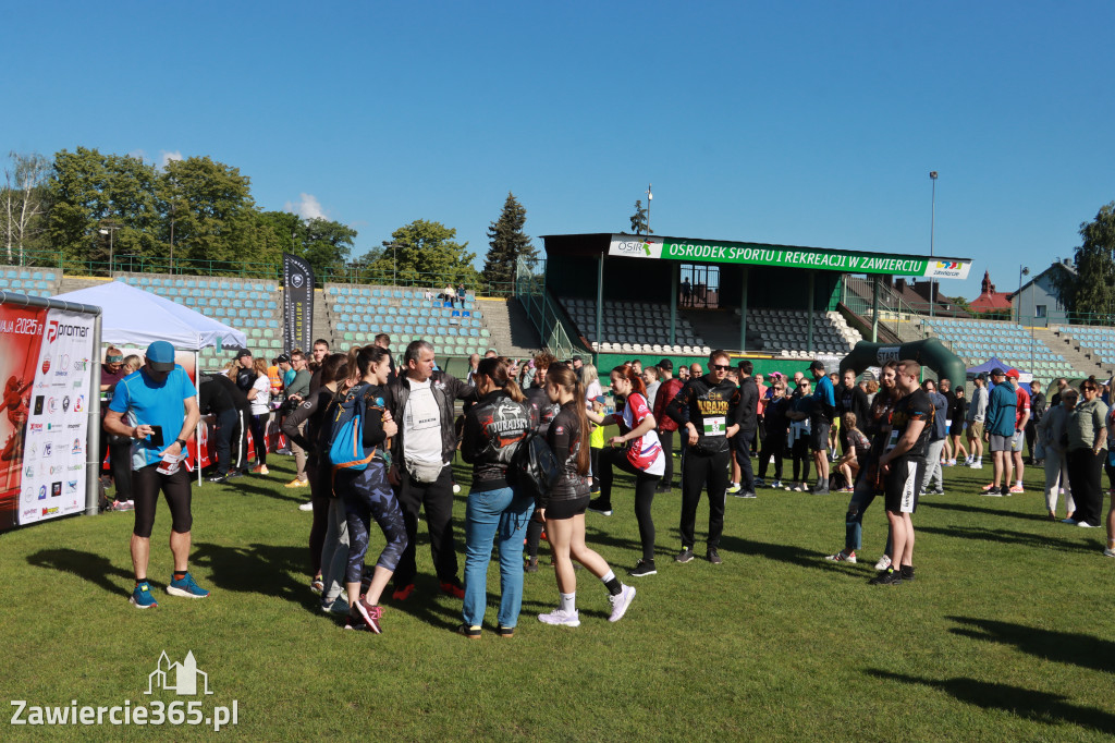 Fotorelacja I: III Bieg Zawierciański - rozgrzewka i start