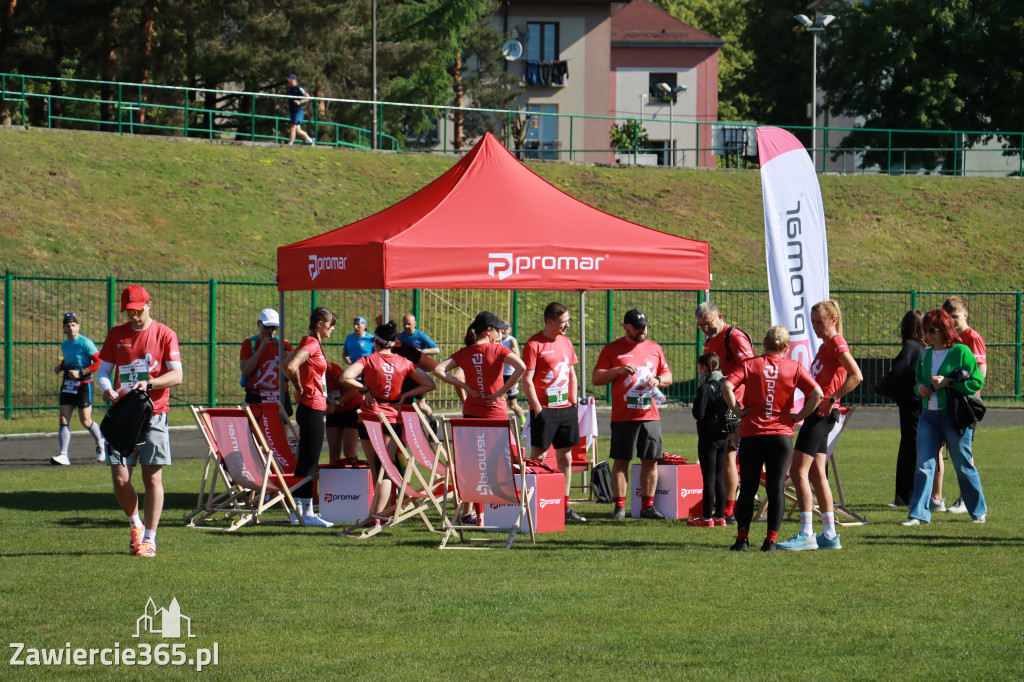 Fotorelacja I: III Bieg Zawierciański - rozgrzewka i start