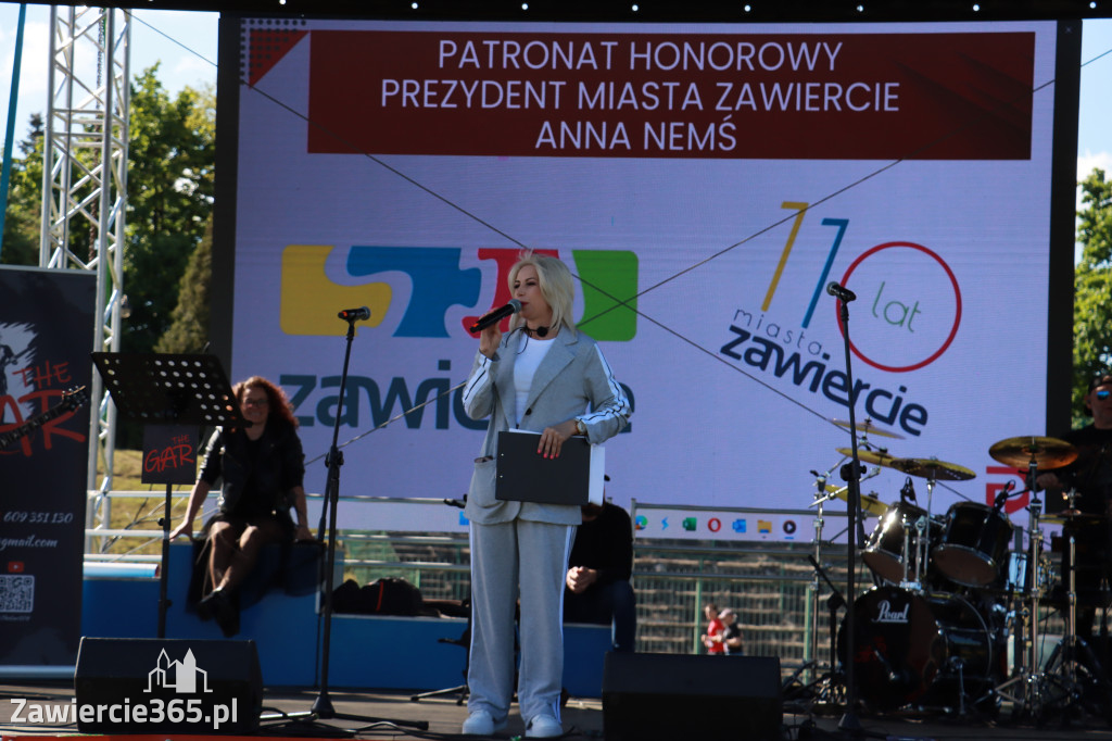 Fotorelacja I: III Bieg Zawierciański - rozgrzewka i start