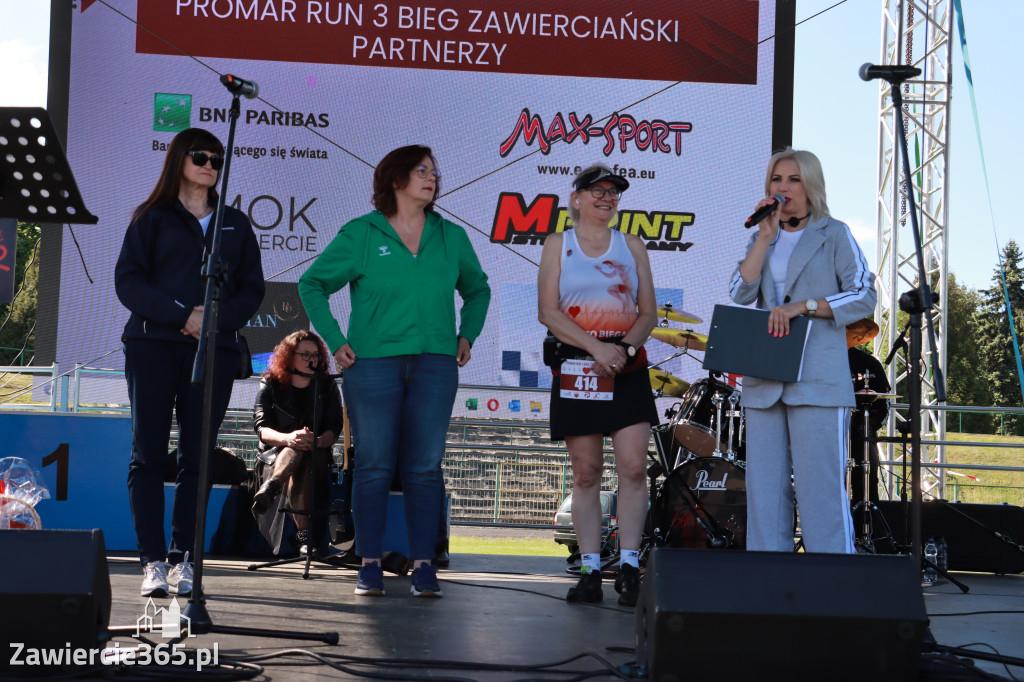 Fotorelacja I: III Bieg Zawierciański - rozgrzewka i start