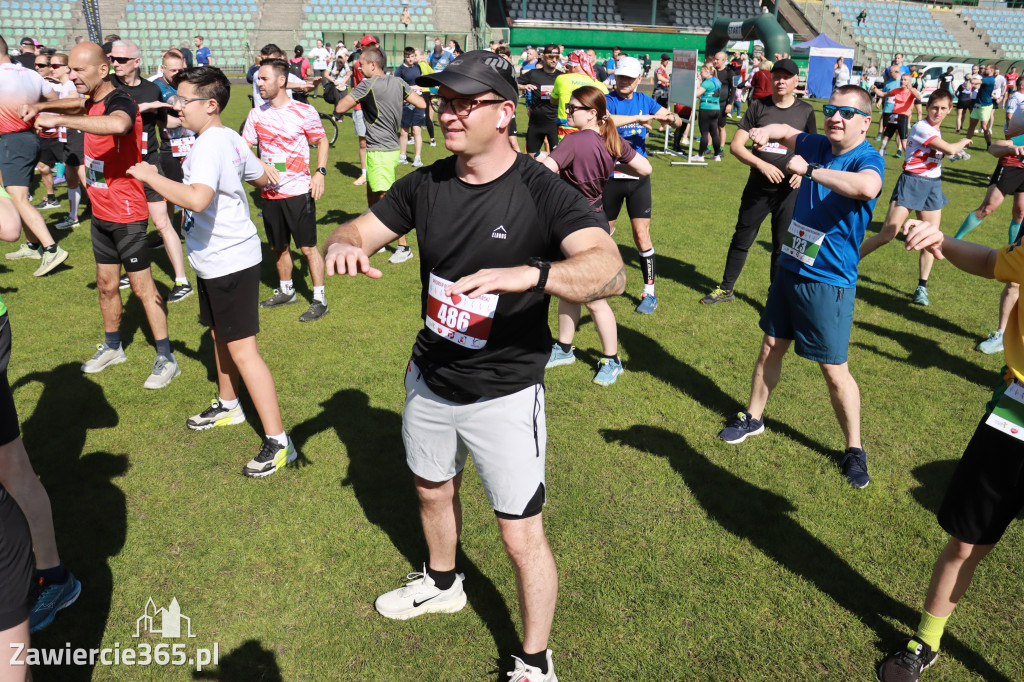 Fotorelacja I: III Bieg Zawierciański - rozgrzewka i start