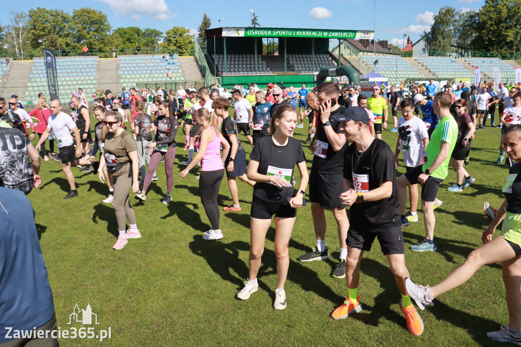 Fotorelacja I: III Bieg Zawierciański - rozgrzewka i start