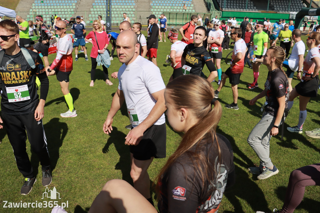 Fotorelacja I: III Bieg Zawierciański - rozgrzewka i start