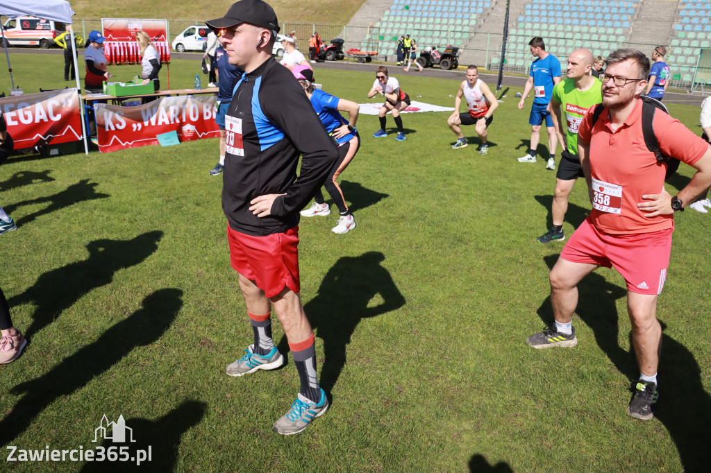 Fotorelacja I: III Bieg Zawierciański - rozgrzewka i start