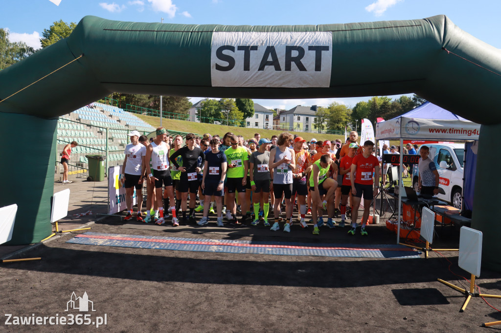 Fotorelacja I: III Bieg Zawierciański - rozgrzewka i start