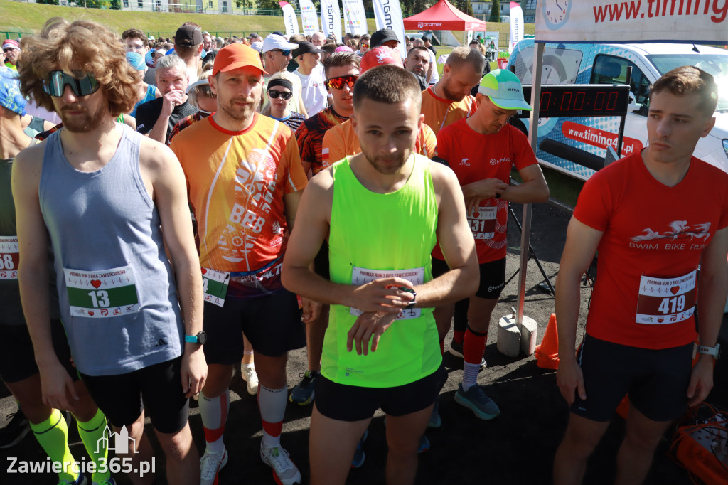 Fotorelacja I: III Bieg Zawierciański - rozgrzewka i start