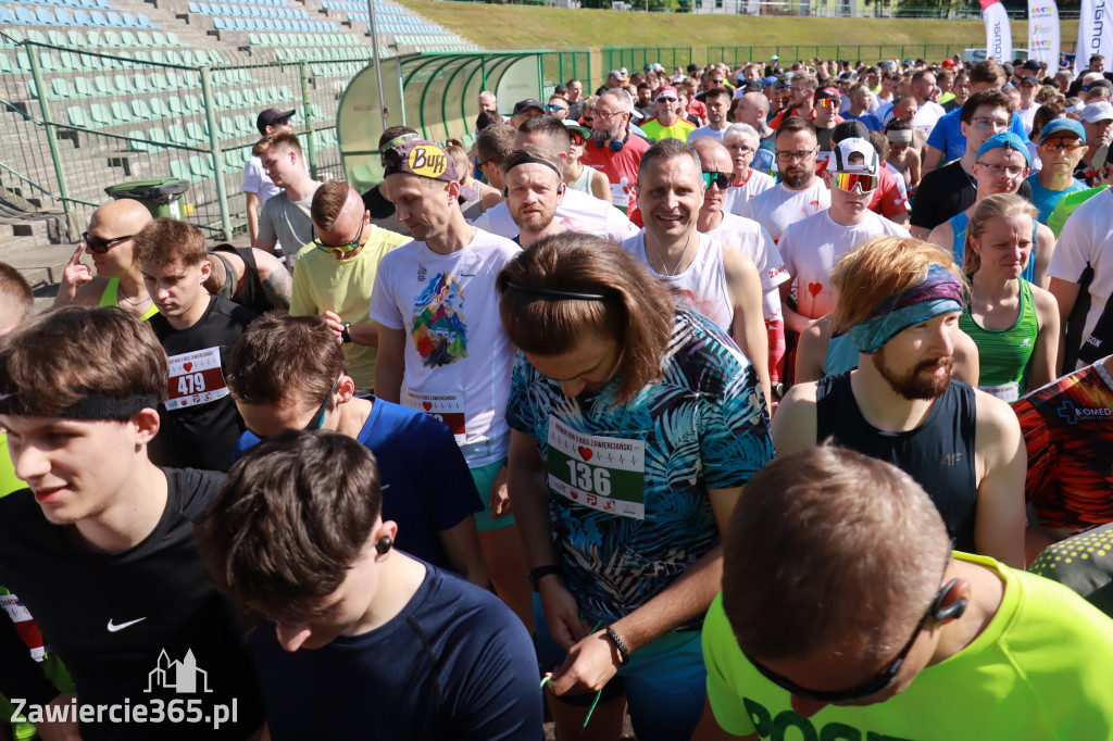 Fotorelacja I: III Bieg Zawierciański - rozgrzewka i start