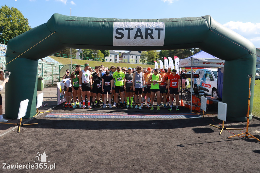 Fotorelacja I: III Bieg Zawierciański - rozgrzewka i start