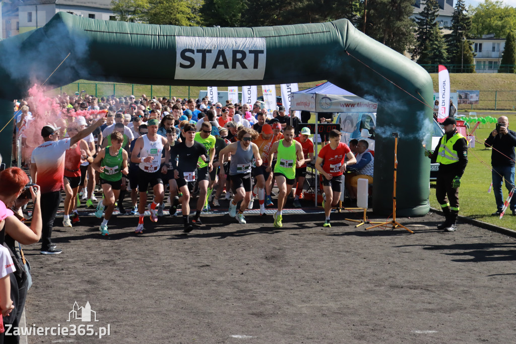 Fotorelacja I: III Bieg Zawierciański - rozgrzewka i start
