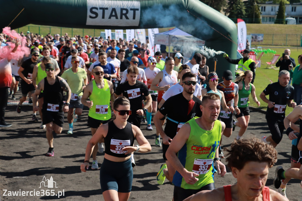 Fotorelacja I: III Bieg Zawierciański - rozgrzewka i start