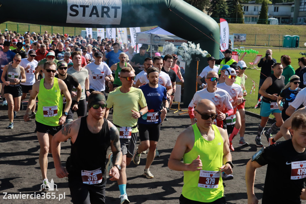 Fotorelacja I: III Bieg Zawierciański - rozgrzewka i start