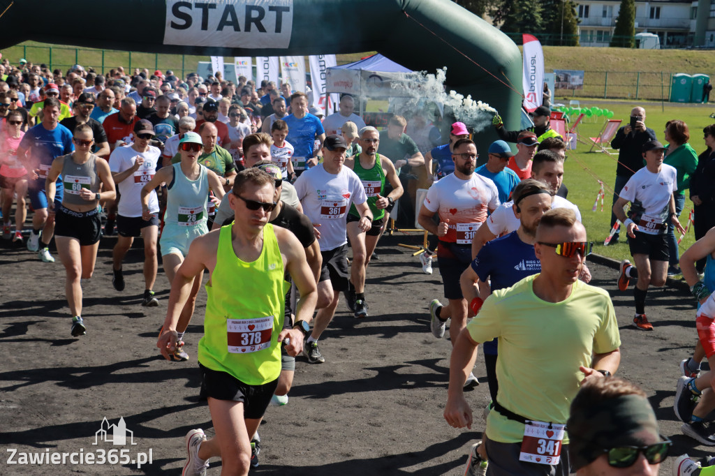 Fotorelacja I: III Bieg Zawierciański - rozgrzewka i start