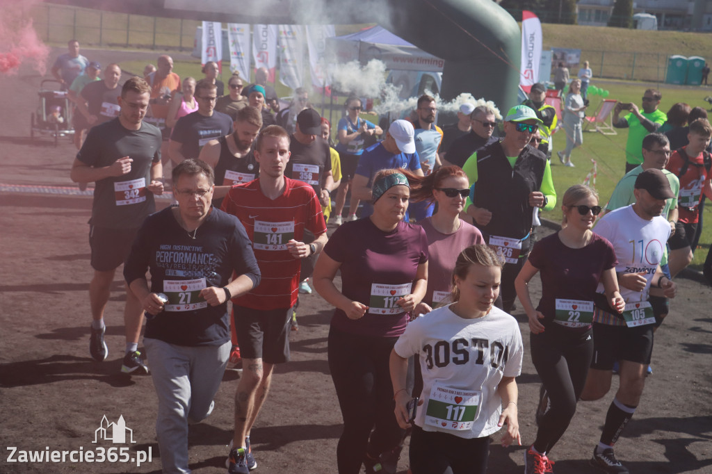 Fotorelacja I: III Bieg Zawierciański - rozgrzewka i start