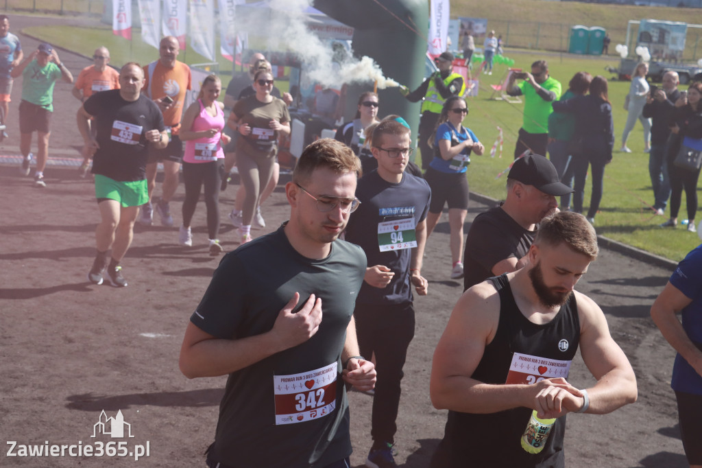 Fotorelacja I: III Bieg Zawierciański - rozgrzewka i start