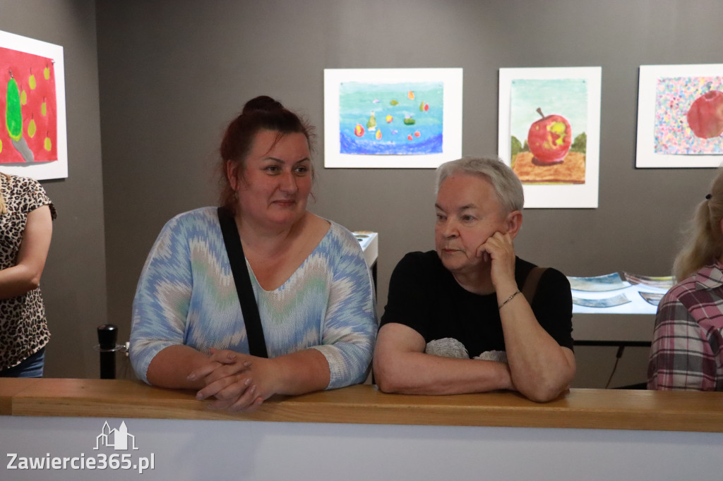 Fotorelacja: Średnisaż NA LUDOWO w MOK Zawiercie