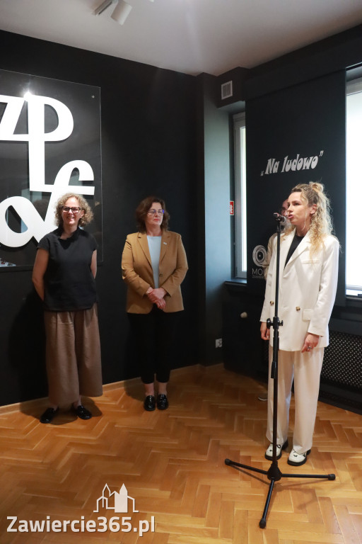 Fotorelacja: Średnisaż NA LUDOWO w MOK Zawiercie