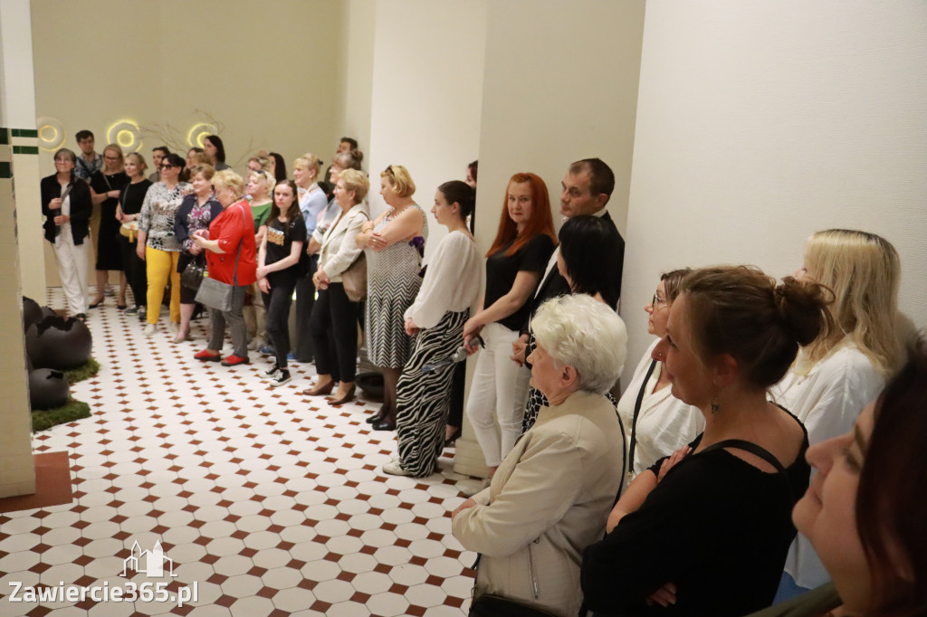 Fotorelacja: Wernisaż O!Kruchy w Galerii Stara Łaźnia w Zawierciu