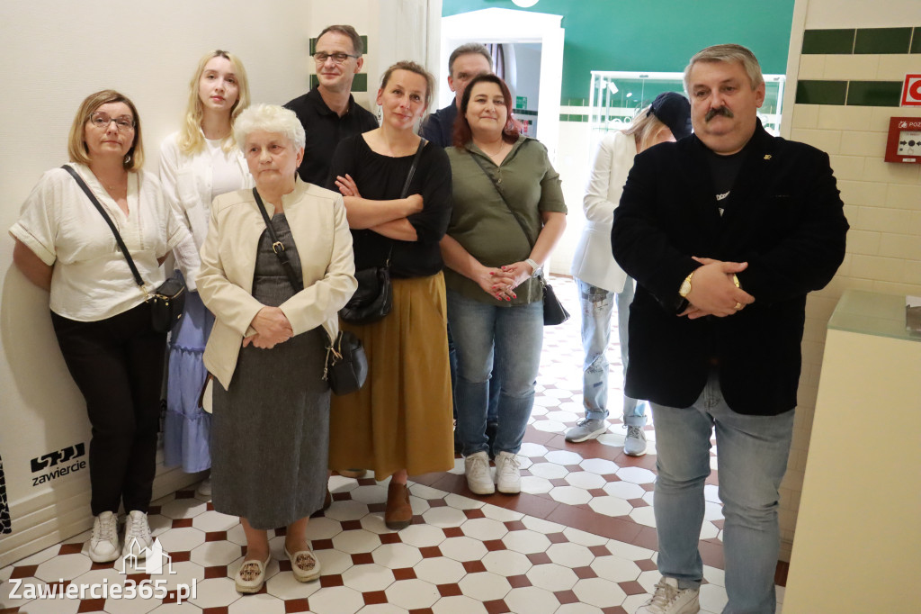 Fotorelacja: Wernisaż O!Kruchy w Galerii Stara Łaźnia w Zawierciu