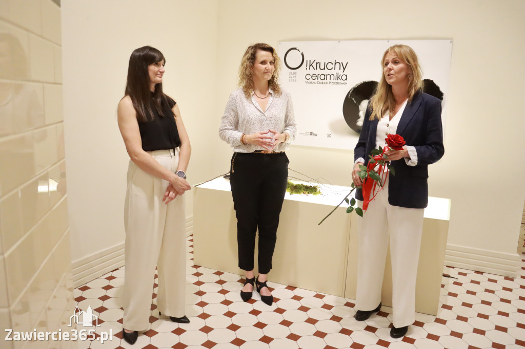 Fotorelacja: Wernisaż O!Kruchy w Galerii Stara Łaźnia w Zawierciu