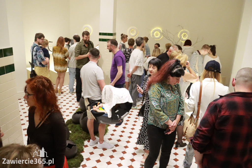 Fotorelacja: Wernisaż O!Kruchy w Galerii Stara Łaźnia w Zawierciu
