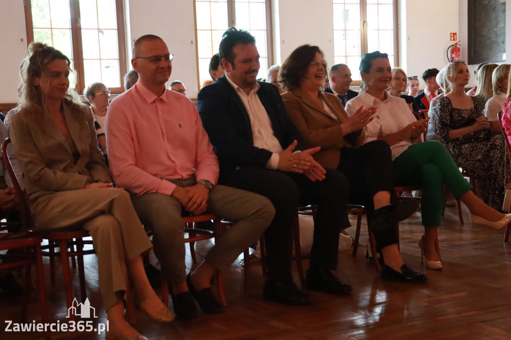 Fotorelacja: Wręczenie Nagród „AKTYWNI W DZIAŁANIU” w Zawierciu