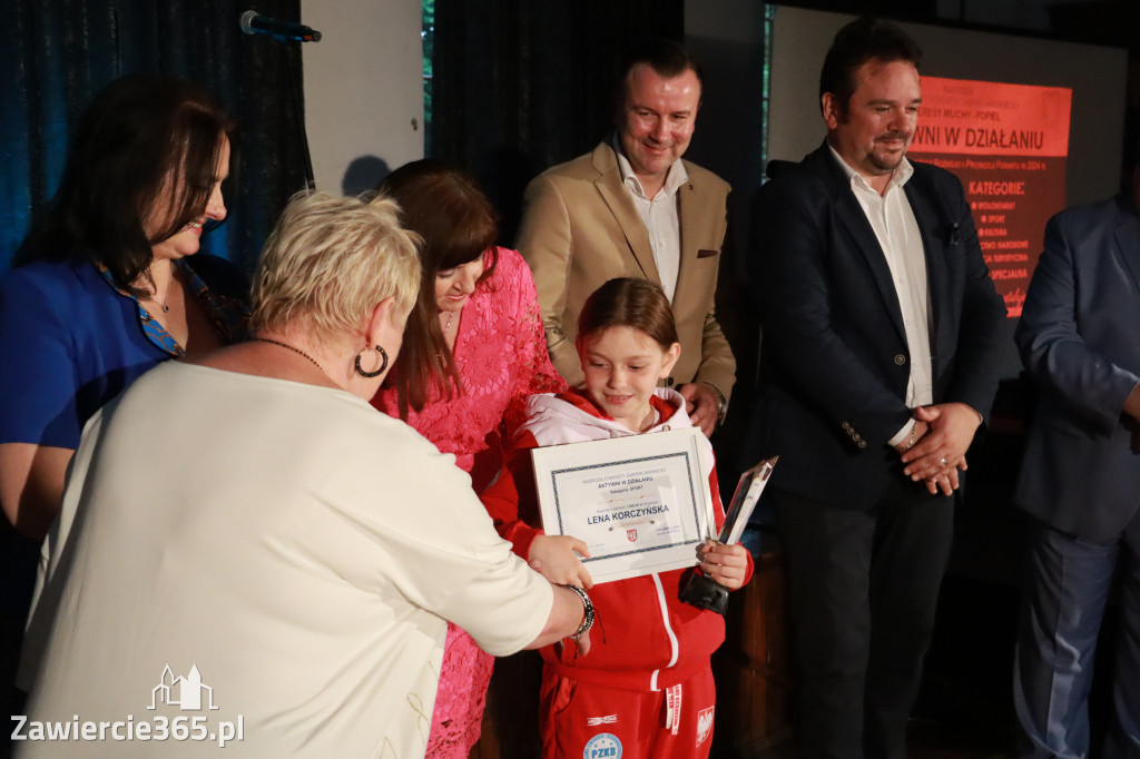 Fotorelacja: Wręczenie Nagród „AKTYWNI W DZIAŁANIU” w Zawierciu