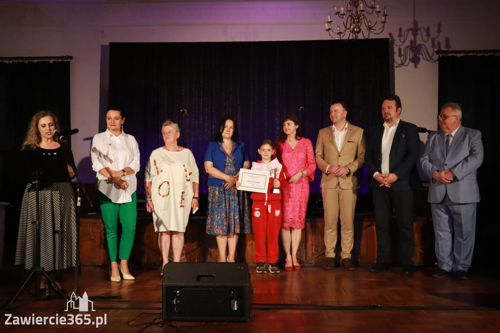 Fotorelacja: Wręczenie Nagród „AKTYWNI W DZIAŁANIU” w Zawierciu