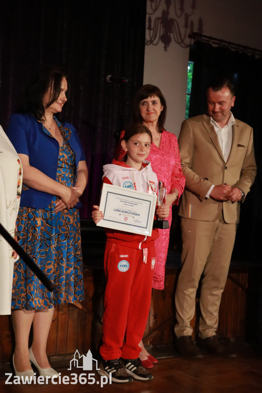 Fotorelacja: Wręczenie Nagród „AKTYWNI W DZIAŁANIU” w Zawierciu